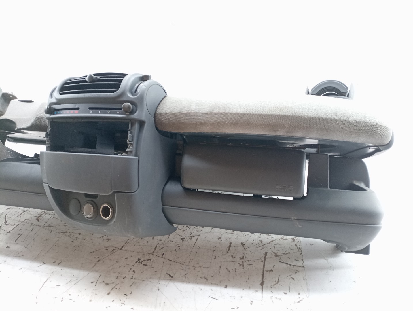 Tablero de instrumentos SMART FORTWO Coupé (450) | 04 - 07 Imagem-6