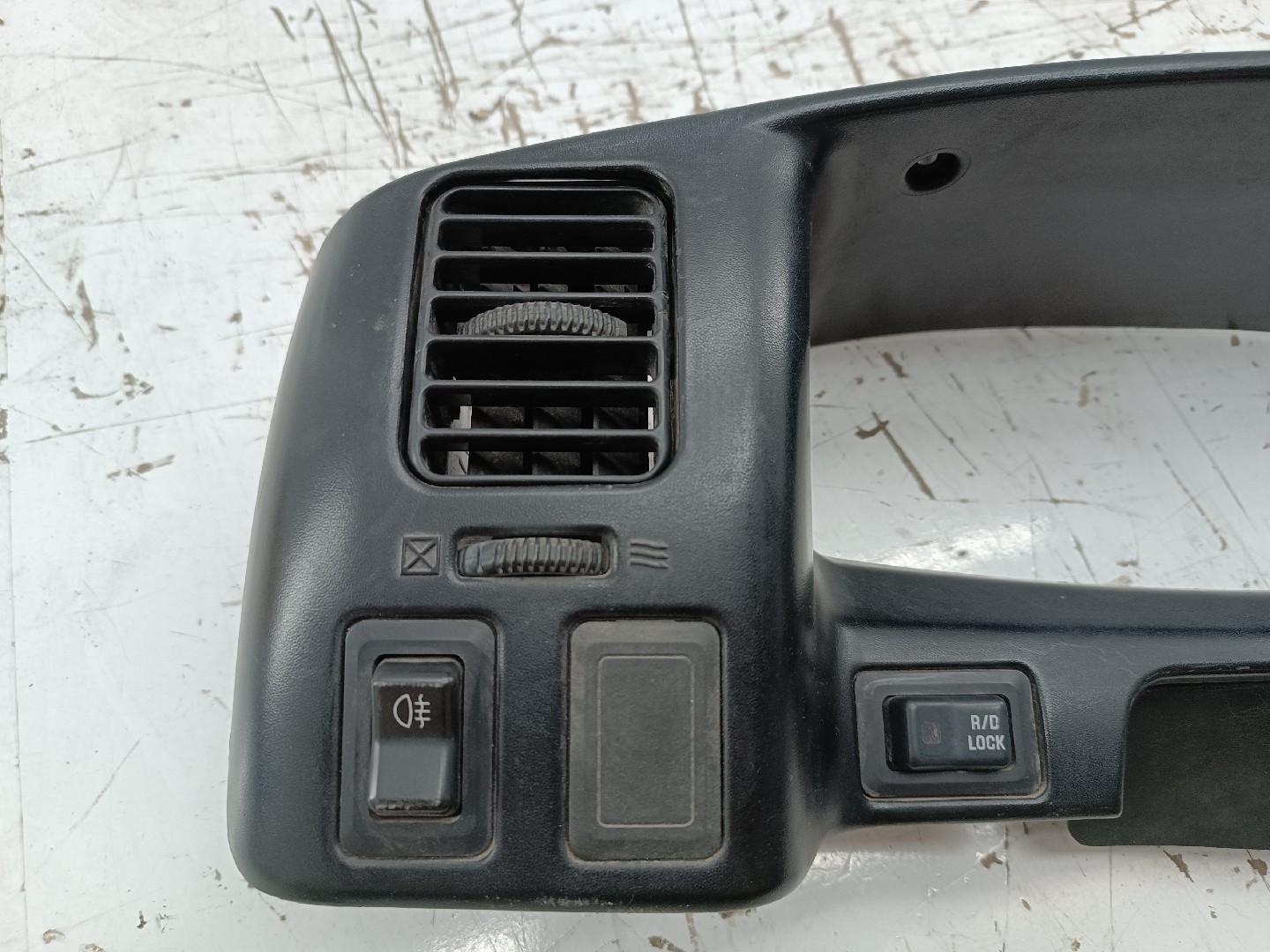 Aro de quadrante com difusor de ar MITSUBISHI L 200 (K7_T, K6_T) | 96 - 11 Imagem-10