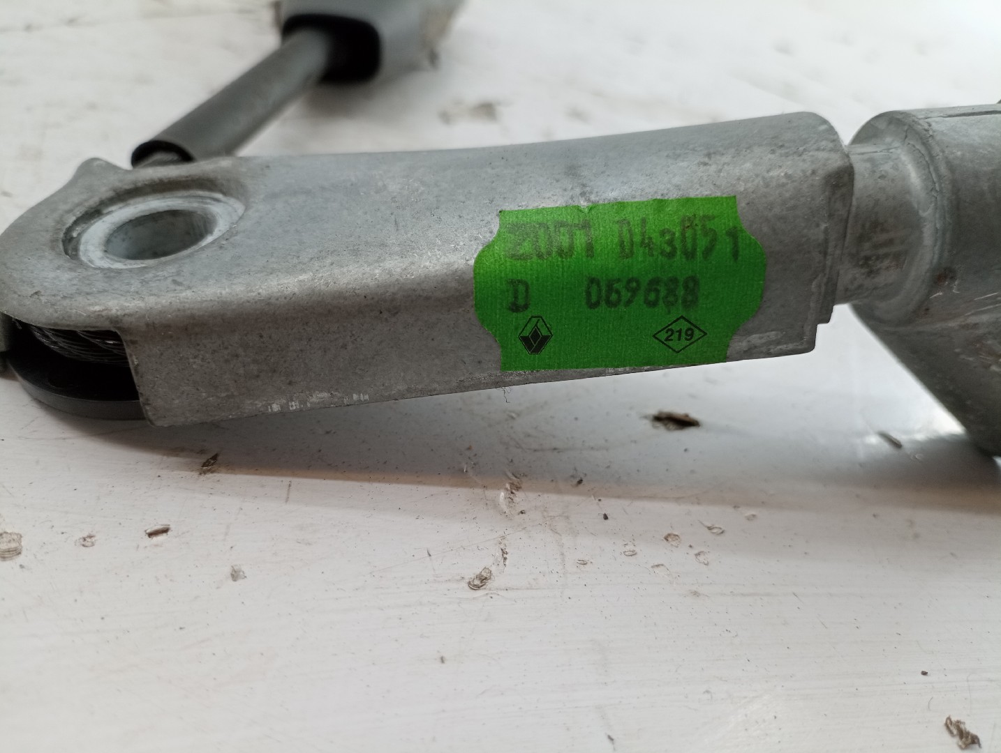 Pre Tensor do Cinto Esquerdo RENAULT MEGANE I (BA0/1_) | 95 - 04