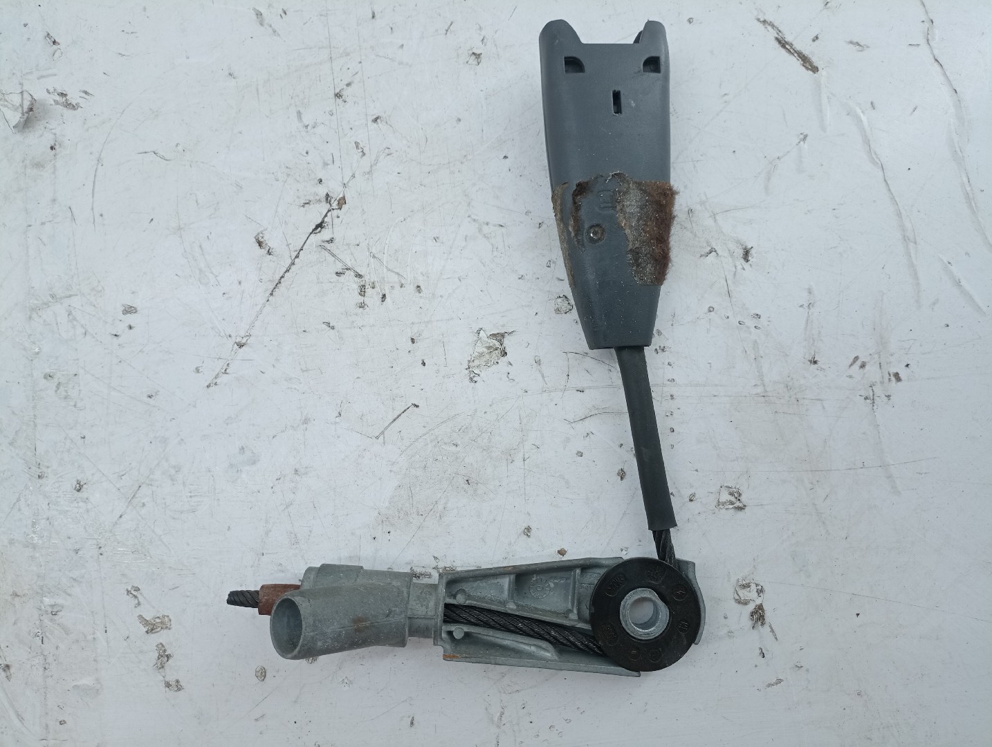 Pre Tensor do Cinto Esquerdo RENAULT MEGANE I (BA0/1_) | 95 - 04 Imagem-1