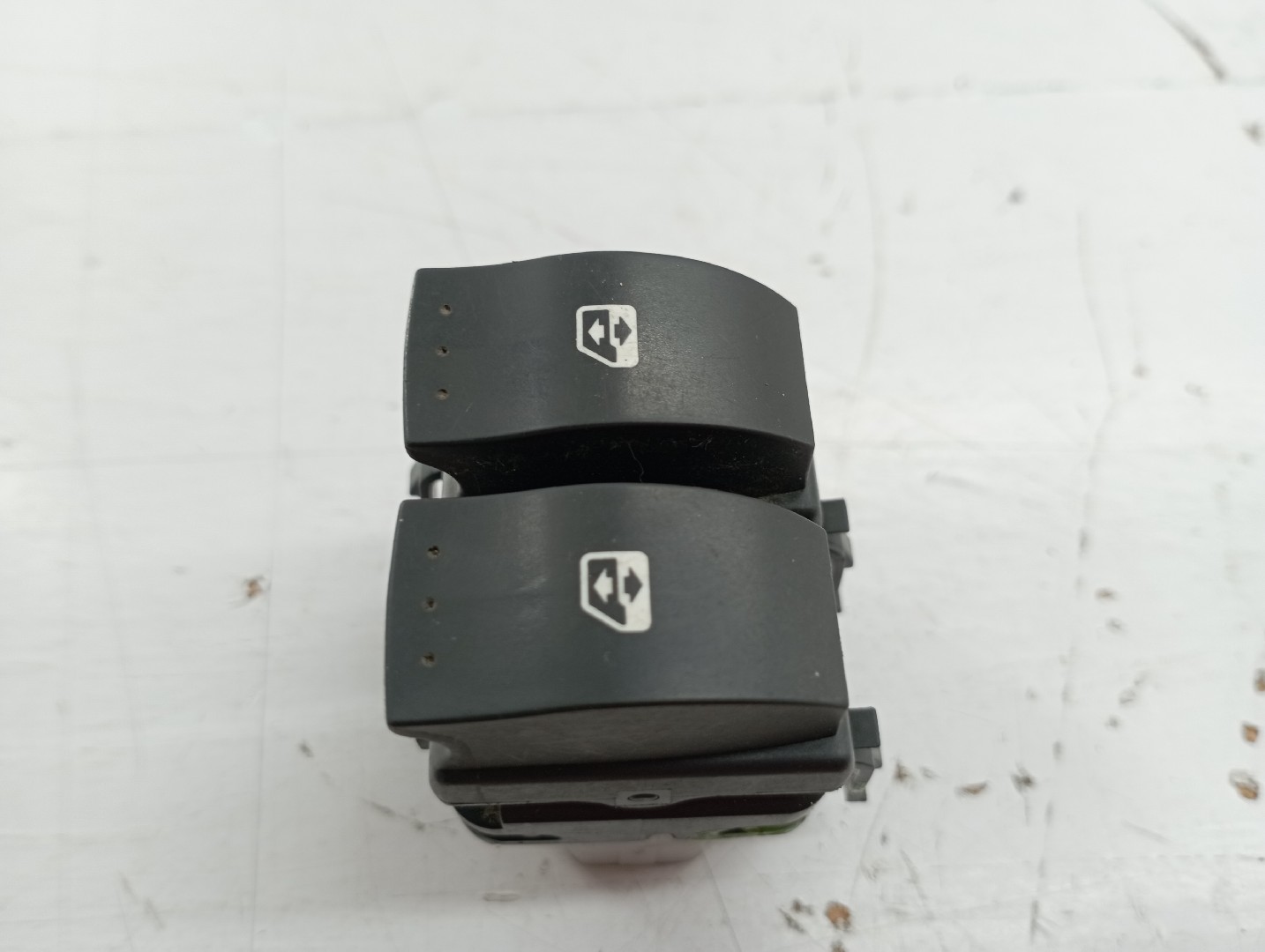 Comutador de vidro traseiro direito RENAULT LAGUNA II (BG0/1_) | 01 - 07 Imagem-4