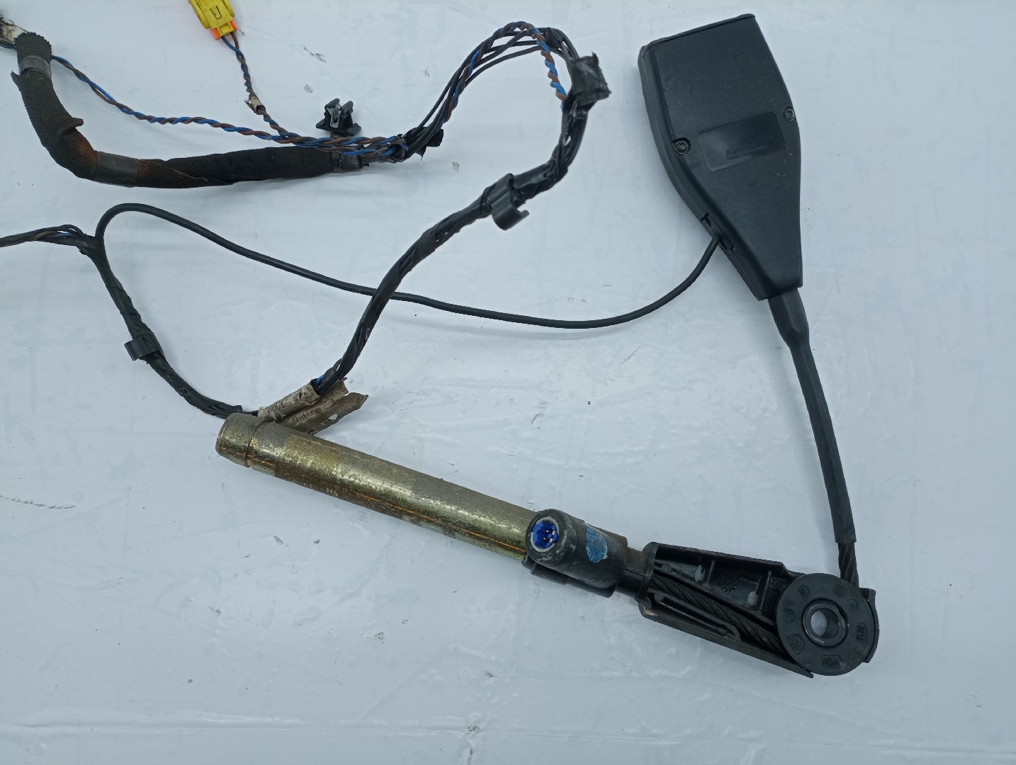 Encaixe do cinto RENAULT LAGUNA II (BG0/1_) | 01 - 07 Imagem-1