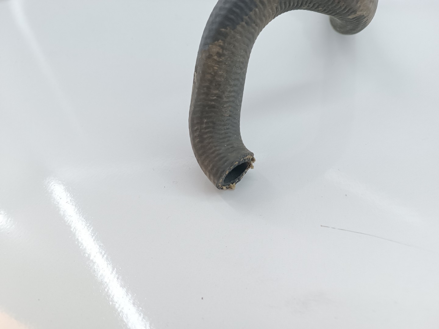 Tubo de Água PEUGEOT 607 (9D, 9U) | 00 -  Imagem-2