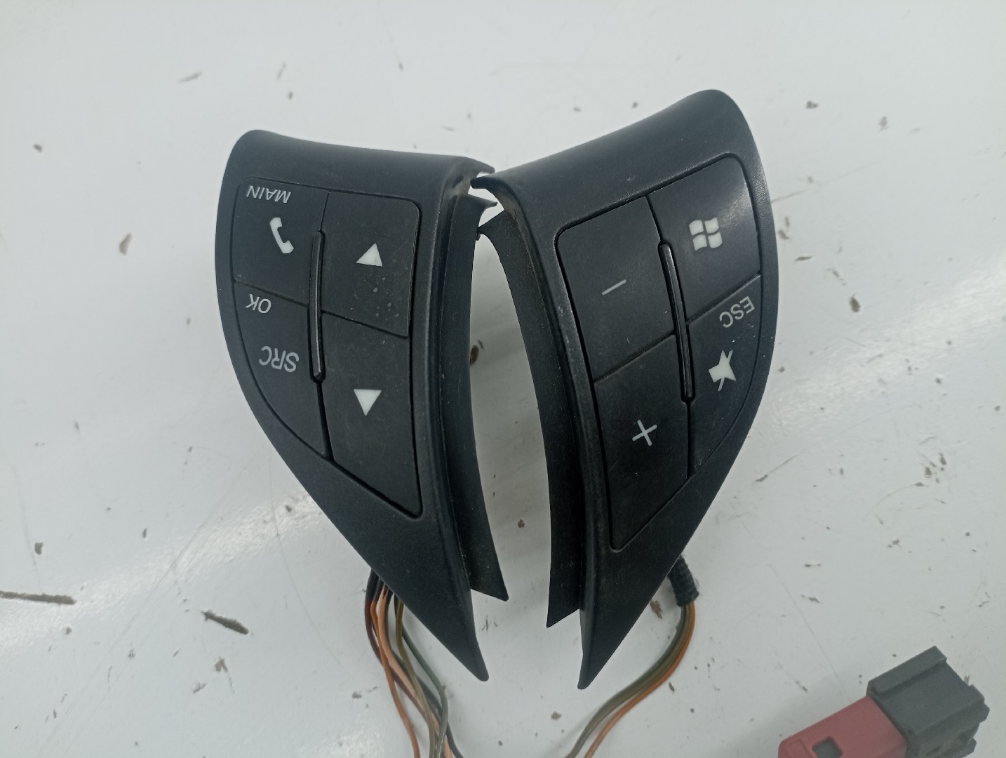 Comandos do Volante FIAT GRANDE PUNTO (199_) | 05 - 
