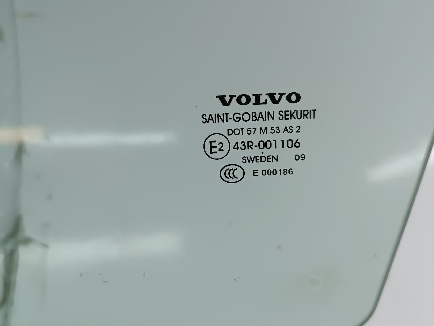 Vidro de Porta Frente Esquerdo VOLVO XC60 (156) | 08 -  Imagem-1