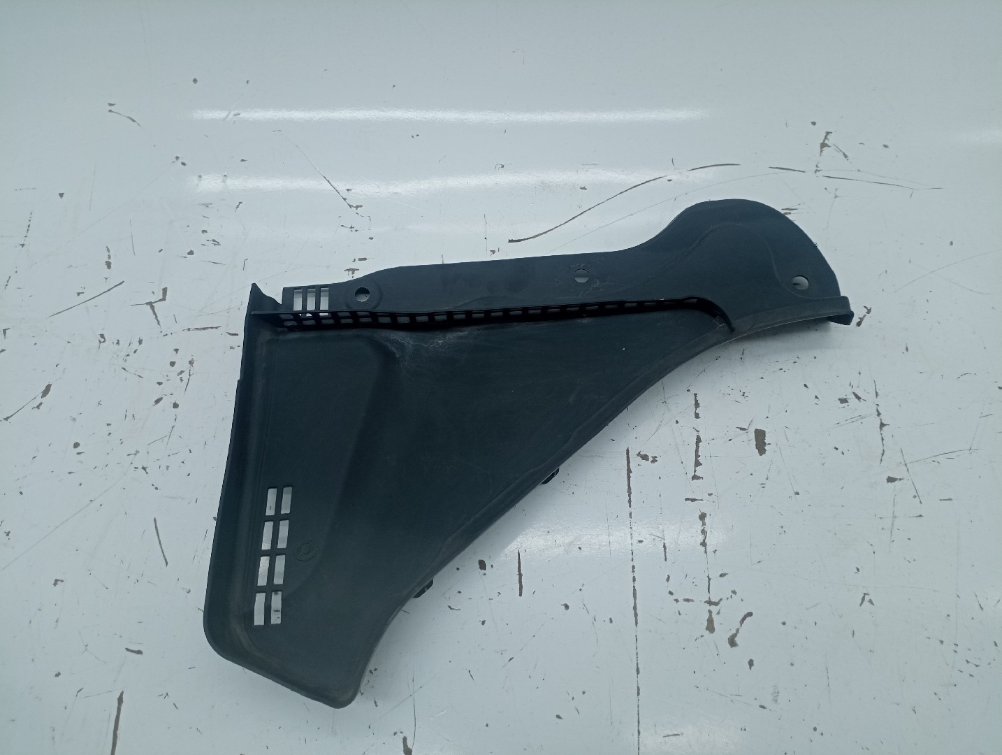 Grelha de torpedo BMW 5 (F10) | 09 - 16 Imagem-2