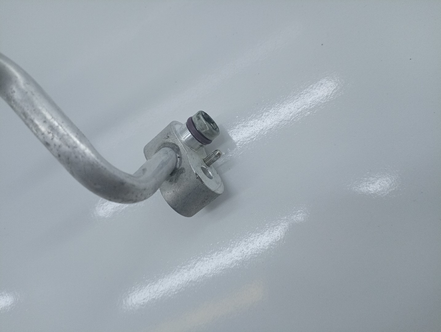 Tubo de Ar condicionado BMW 5 (F10) | 09 - 16 Imagem-1