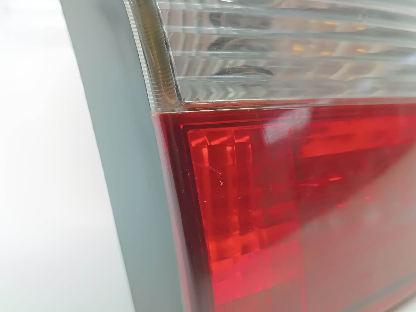 Farolim da Mala Esquerdo DAEWOO LANOS (KLAT) | 97 -  Imagem-1