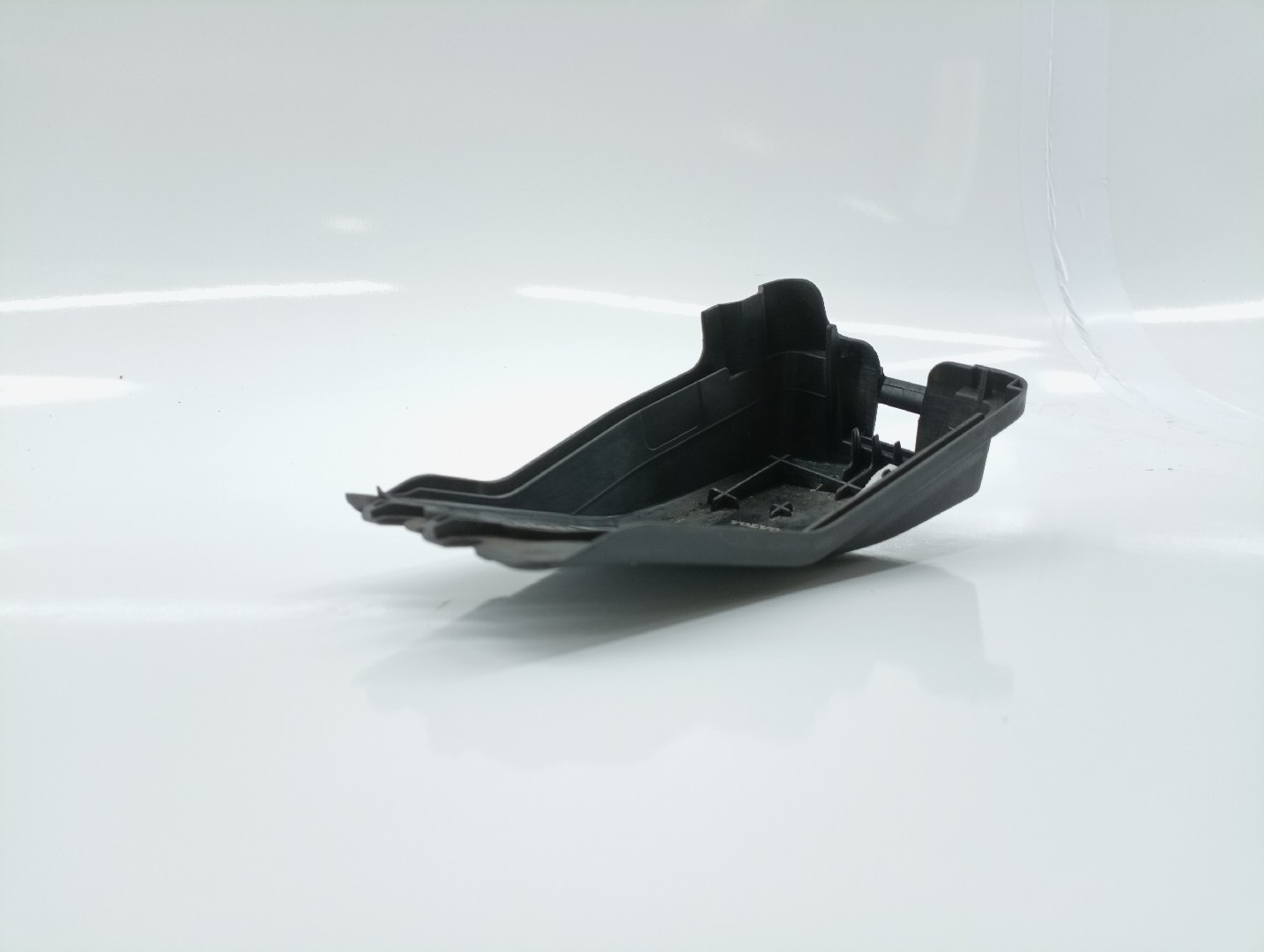 Tampa de caixa de fusiveis VOLVO XC60 (156) | 08 -  Imagem-4