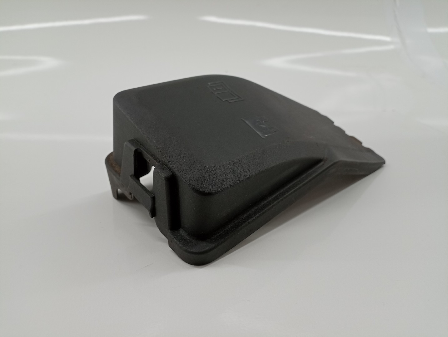 Tampa de caixa de fusiveis VOLVO XC60 (156) | 08 -  Imagem-2