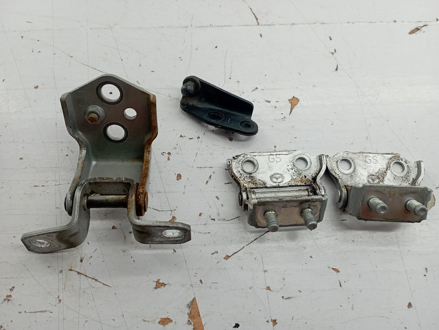 Dobradiças da porta MAZDA 6 Hatchback (GH) | 07 - 13