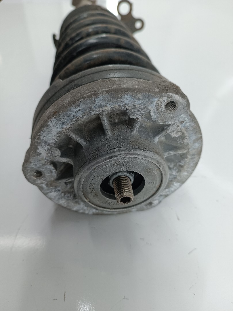 Amortecedor frente direito BMW 5 (F10) | 09 - 16