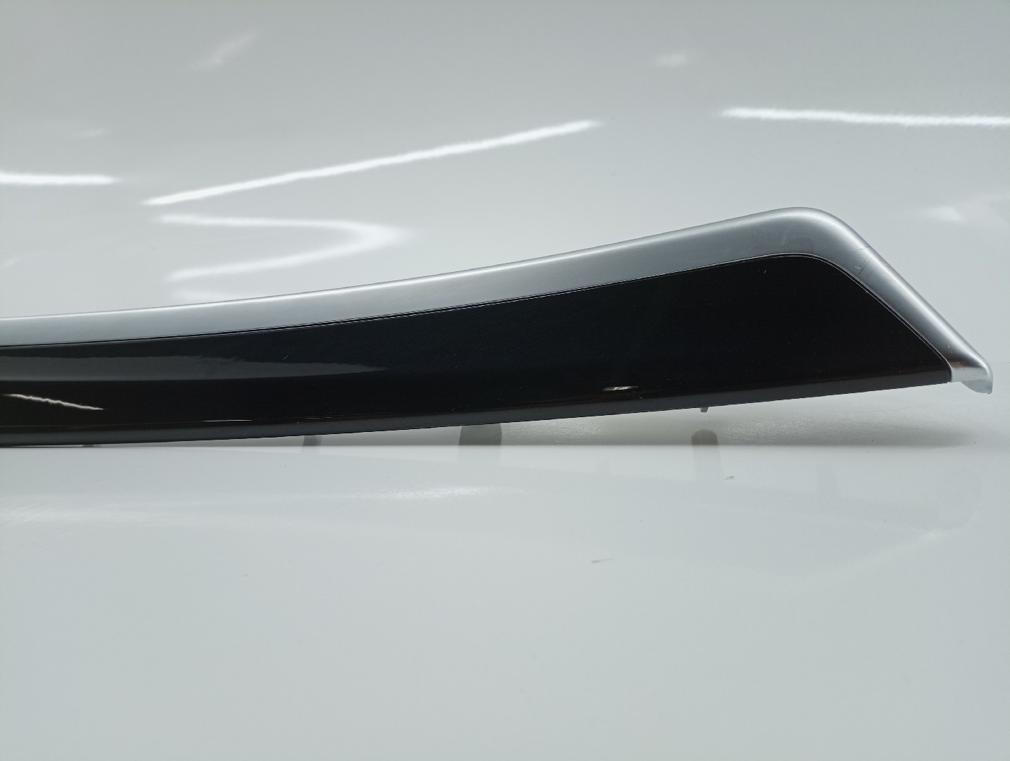 Friso da porta da frente BMW 5 (F10) | 09 - 16 Imagem-5