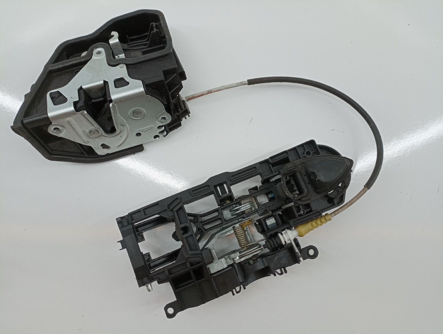 Mecanismo completo de fecho de porta da frente BMW 5 (F10) | 09 - 16