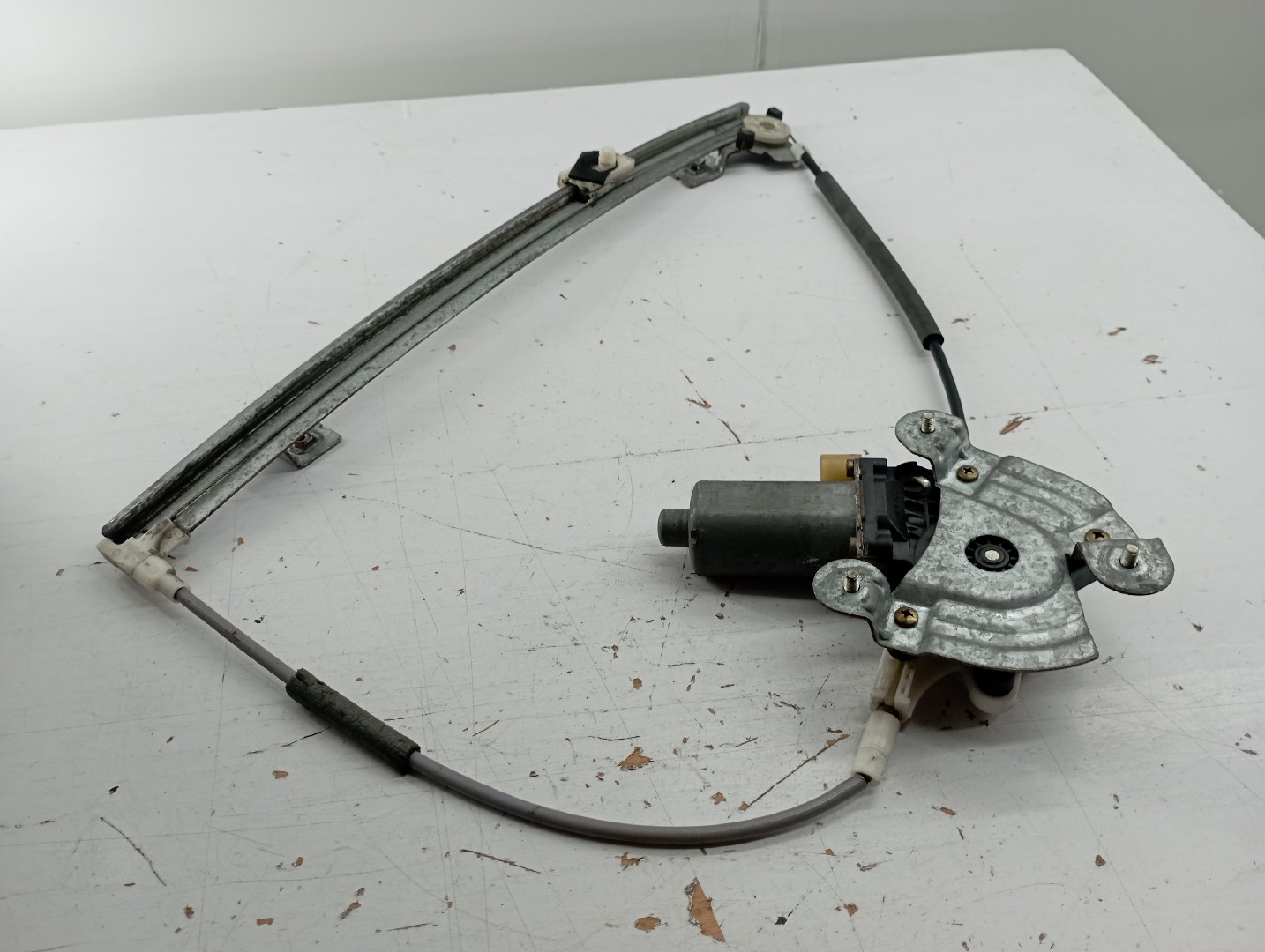 Motor e elevador de vidro frente direito RENAULT MEGANE I (BA0/1_) | 95 - 04 Imagem-0