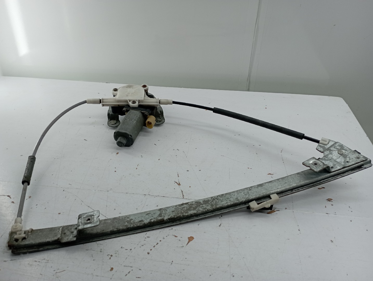 Motor e elevador de vidro frente direito RENAULT MEGANE I (BA0/1_) | 95 - 04 Imagem-5