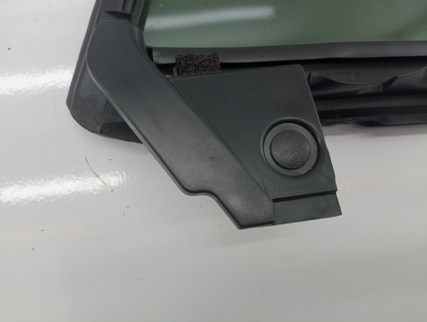 Vidro Triangular Tras Esquerdo MAZDA DEMIO (DW) | 96 - 03 Imagem-4