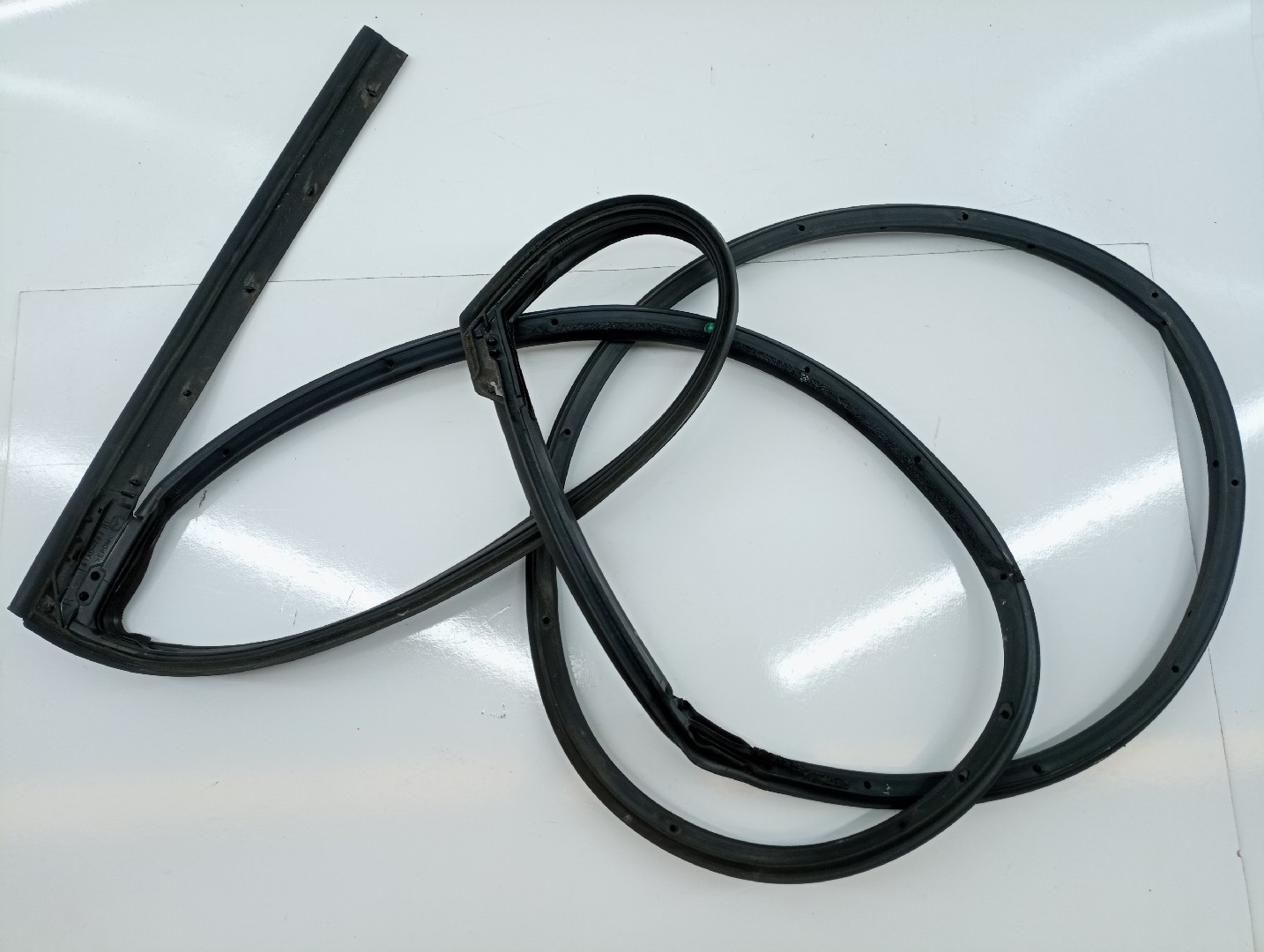 Borracha Da Porta Traseira Direita MAZDA 6 Hatchback (GH) | 07 - 13 Imagem-3