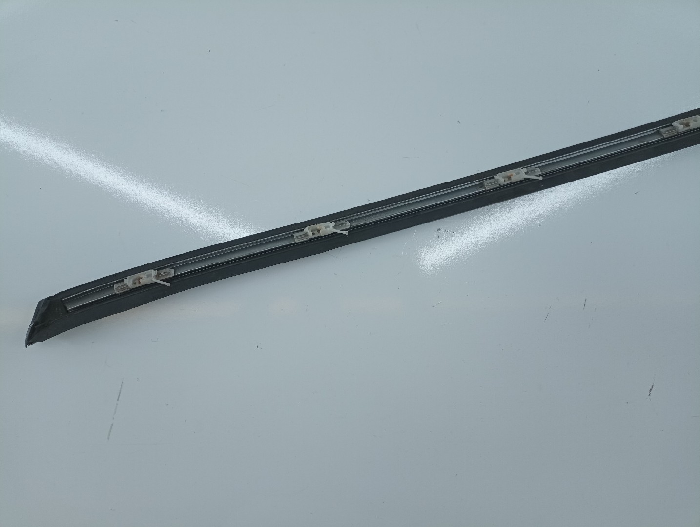 Raspador de vidro VOLVO XC60 (156) | 08 -  Imagem-3