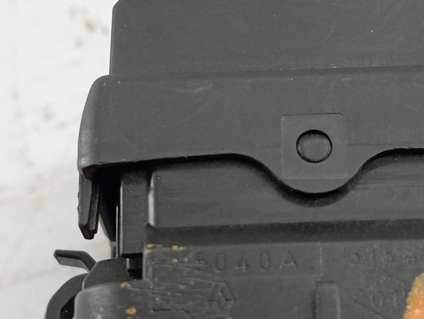 Comutador de vidro frente esquerdo RENAULT MEGANE II três volumes (LM0/1_) | 03 -  Imagem-4