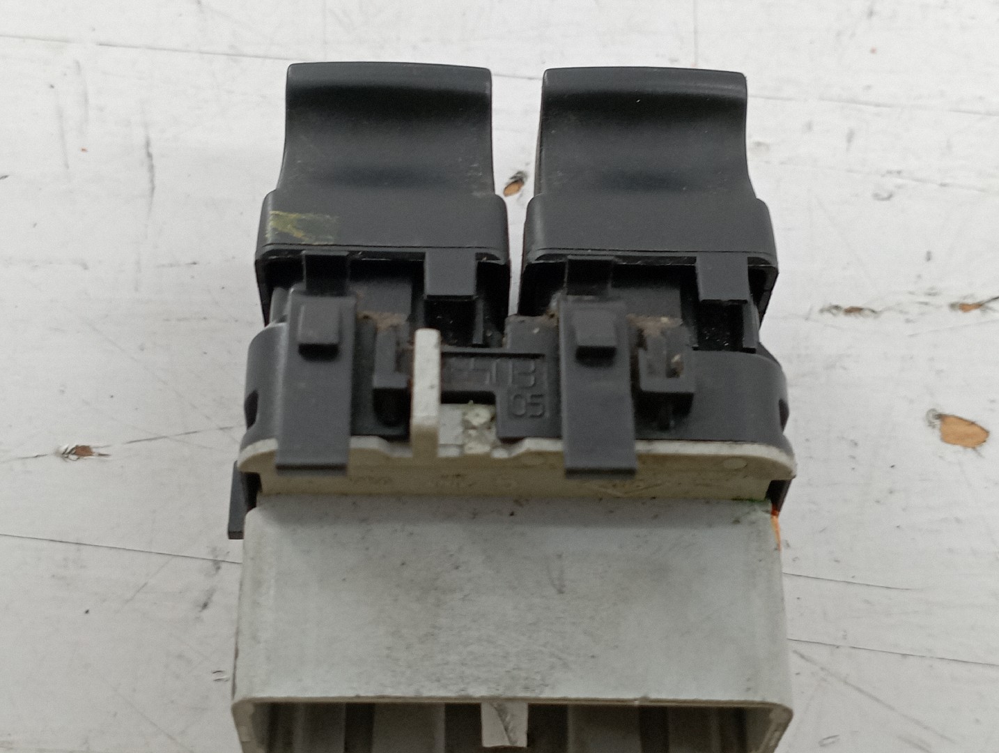 Comutador de vidro frente esquerdo RENAULT SCÉNIC II (JM0/1_) | 03 - 10 Imagem-3