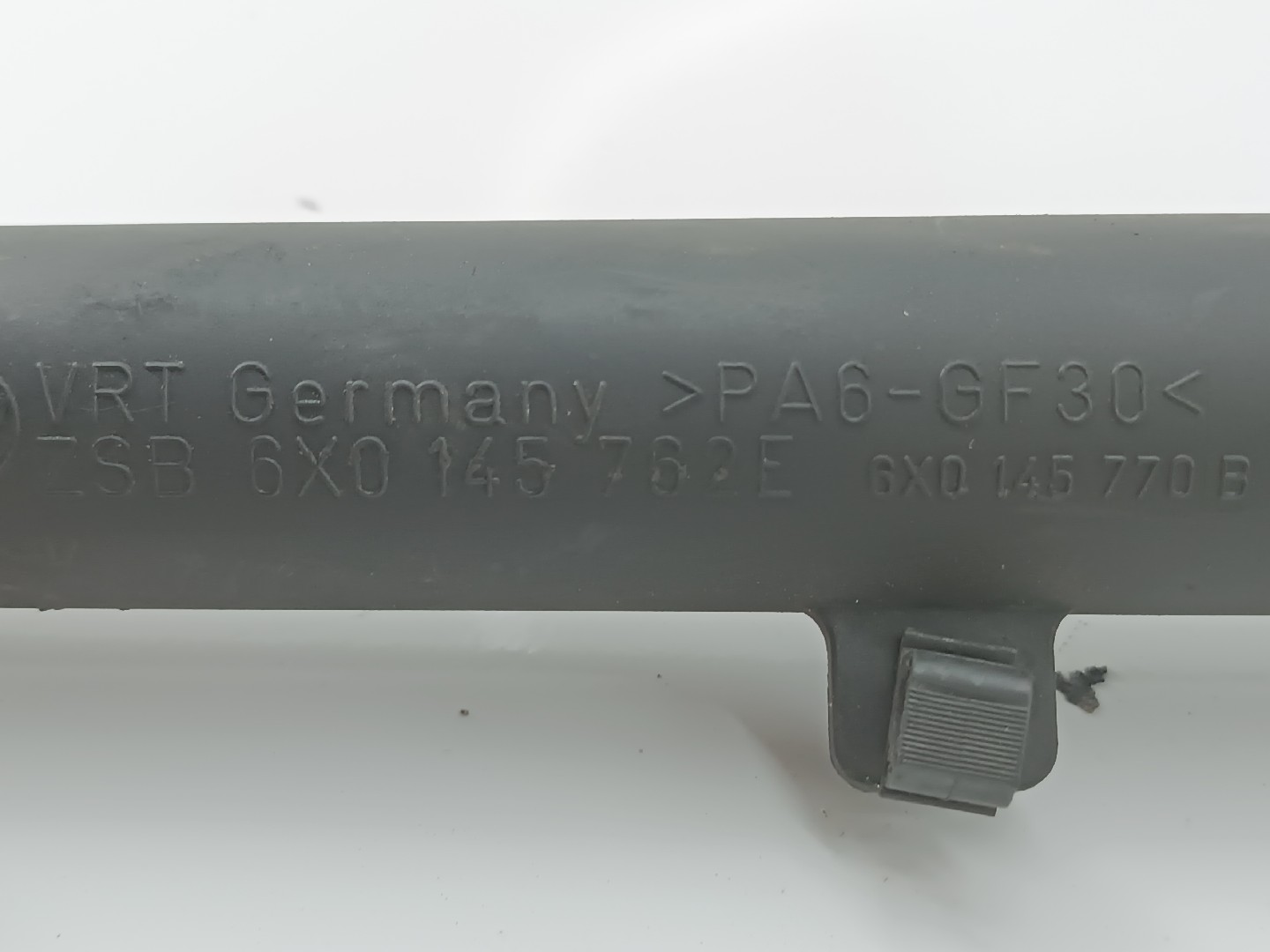 Tubagem do Intercooler SKODA FABIA II (542) | 06 - 14 Imagem-1