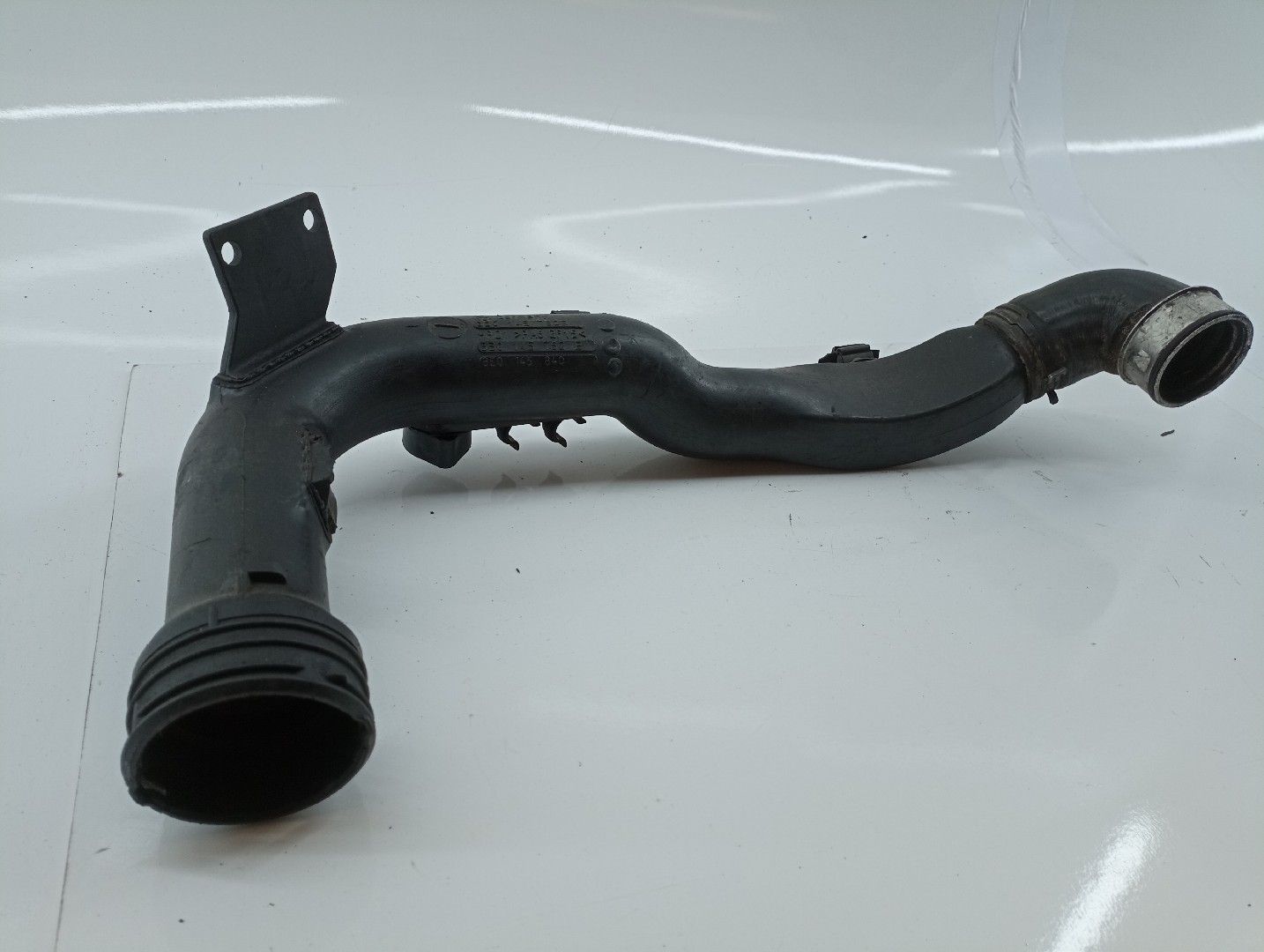 Tubagem do Intercooler VOLKSWAGEN PASSAT Variant (3A5, 35I) | 88 - 97 Imagem-1