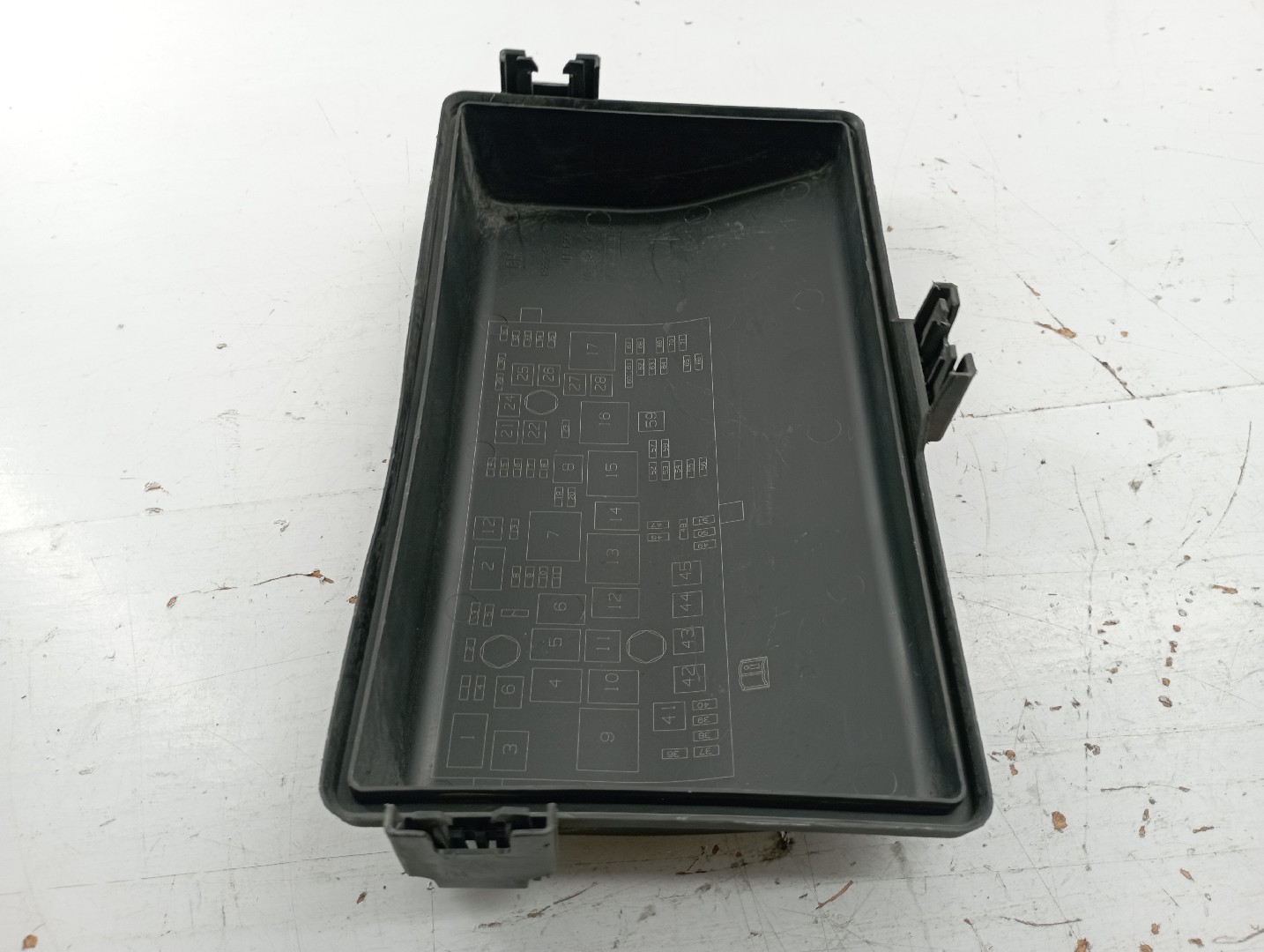 Tampa de caixa de fusiveis OPEL INSIGNIA A (G09) | 08 - 17