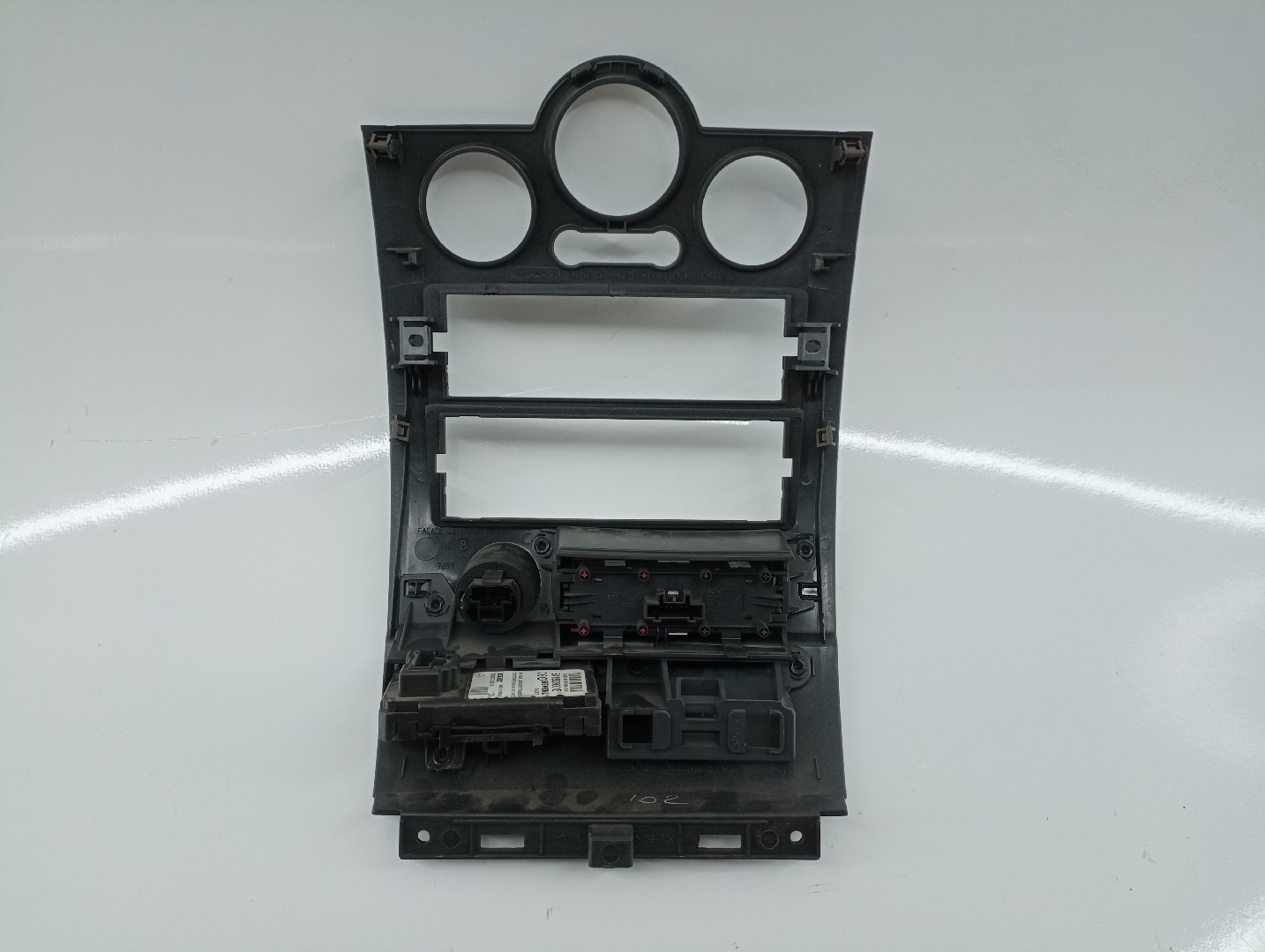 Moldura de consola central RENAULT MEGANE II (BM0/1_, CM0/1_) | 01 - 12 Imagem-1
