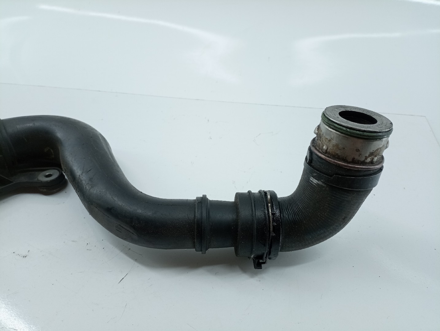 Tubagem do Intercooler VOLKSWAGEN PASSAT Variant (3C5) | 05 - 11 Imagem-2