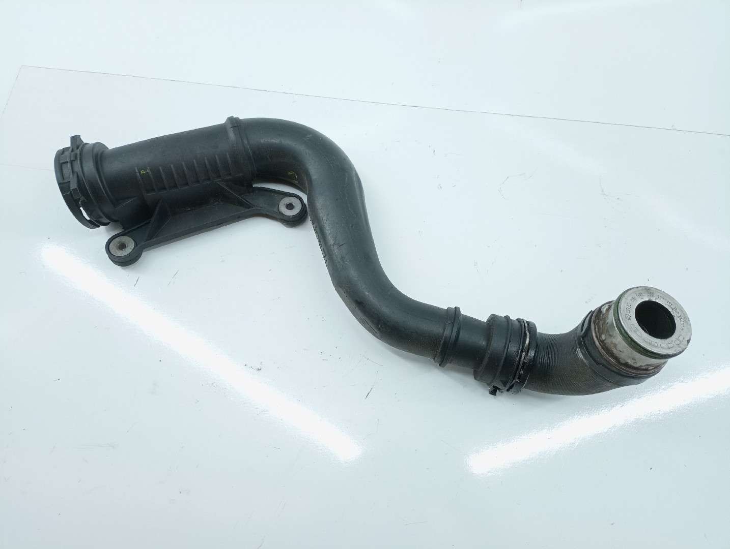 Tubagem do Intercooler VOLKSWAGEN PASSAT Variant (3C5) | 05 - 11 Imagem-4