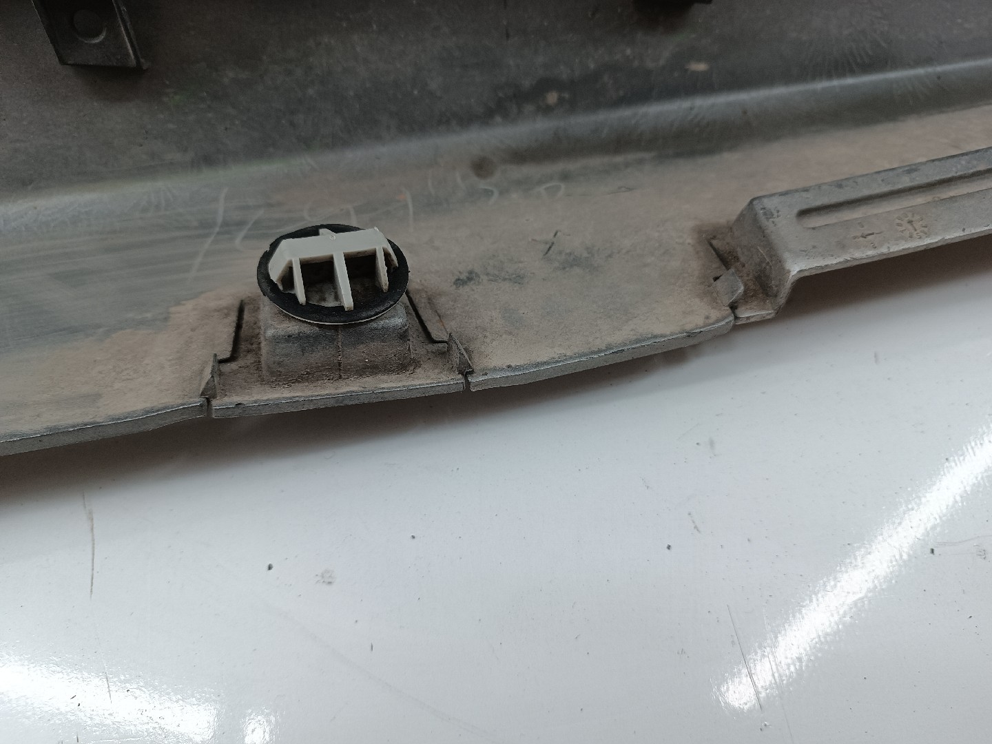 Embaladeira Plástica Esquerdo MAZDA 6 Hatchback (GH) | 07 - 13 Imagem-2