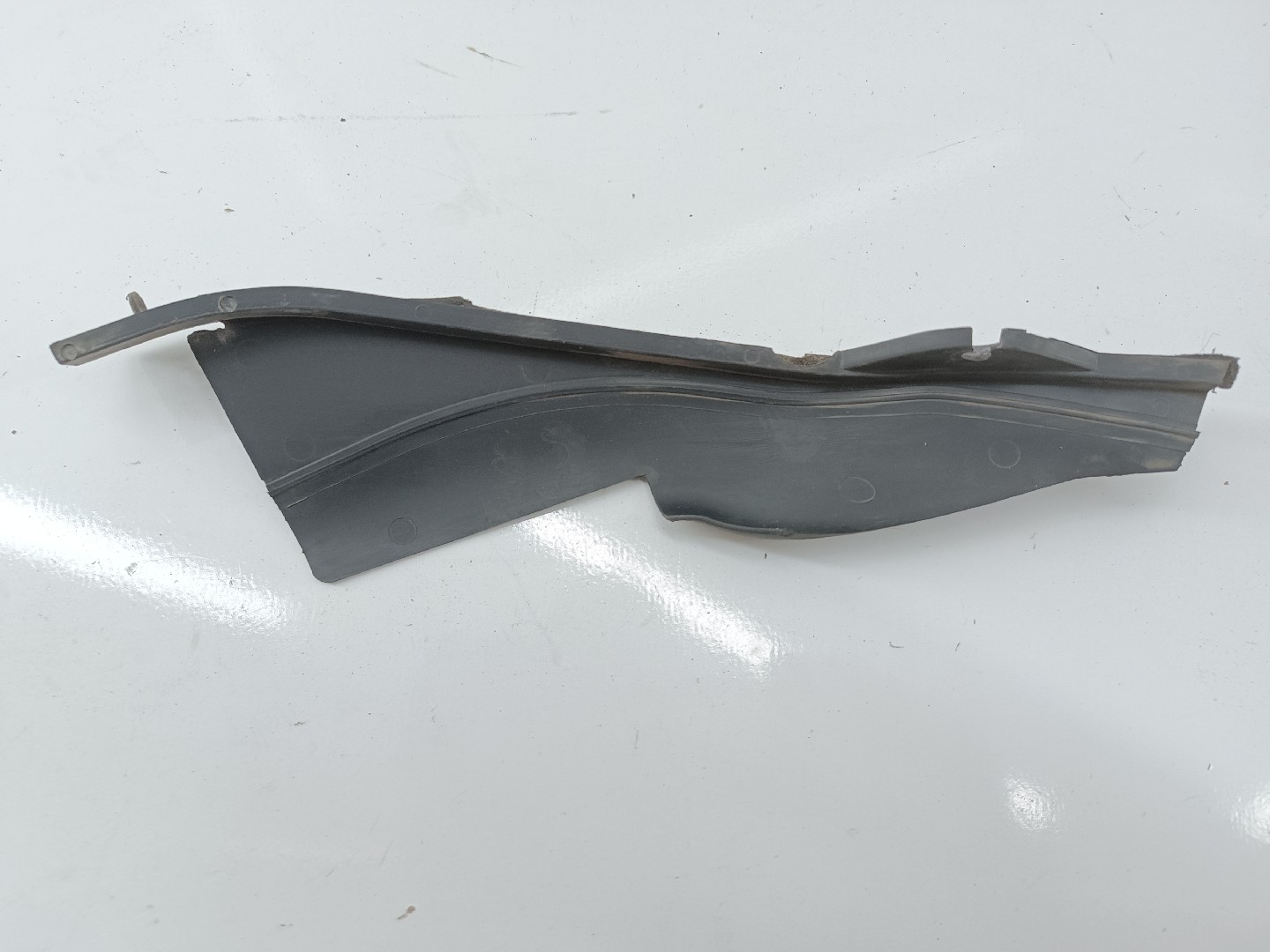 Plástico do para-brisas OPEL INSIGNIA A (G09) | 08 - 17 Imagem-2