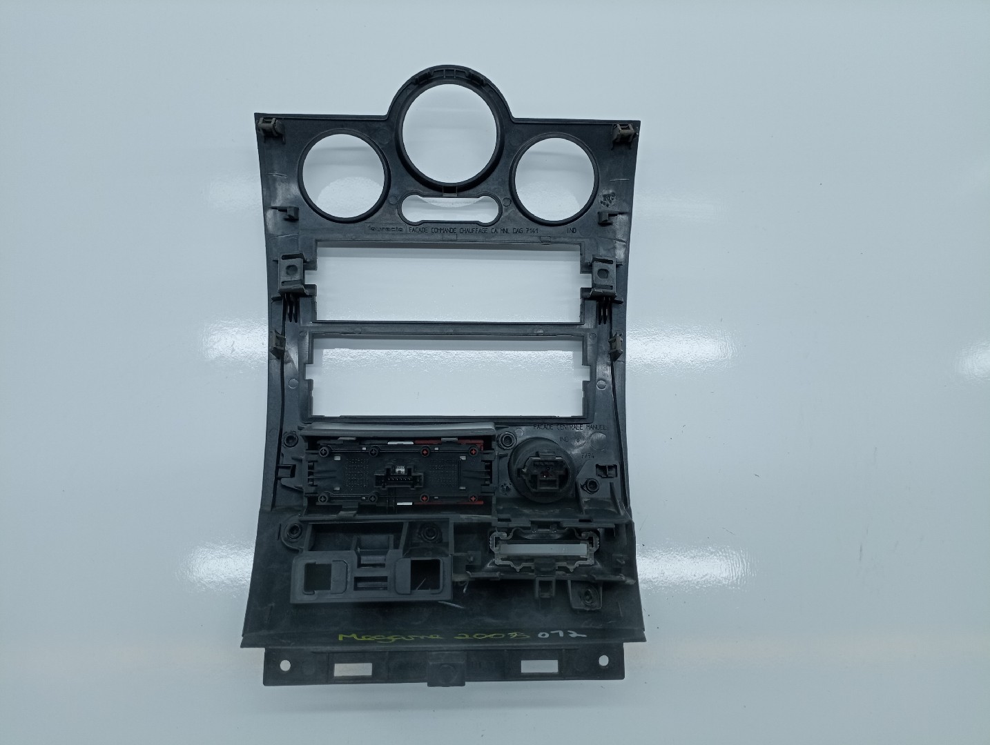 Moldura de consola central RENAULT MEGANE II (BM0/1_, CM0/1_) | 01 - 12 Imagem-1