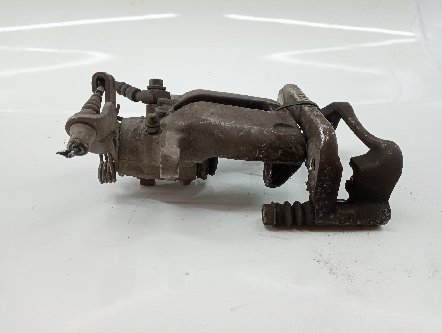 Pinças traseiras OPEL INSIGNIA A (G09) | 08 - 17