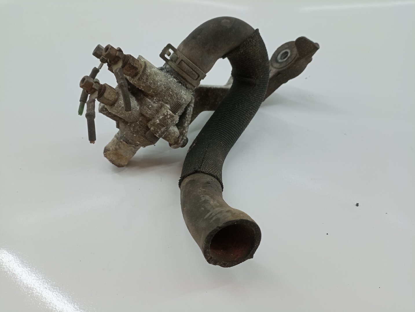 Tubo de Água RENAULT CLIO II Caixa (SB0/1/2_) | 98 -  Imagem-1