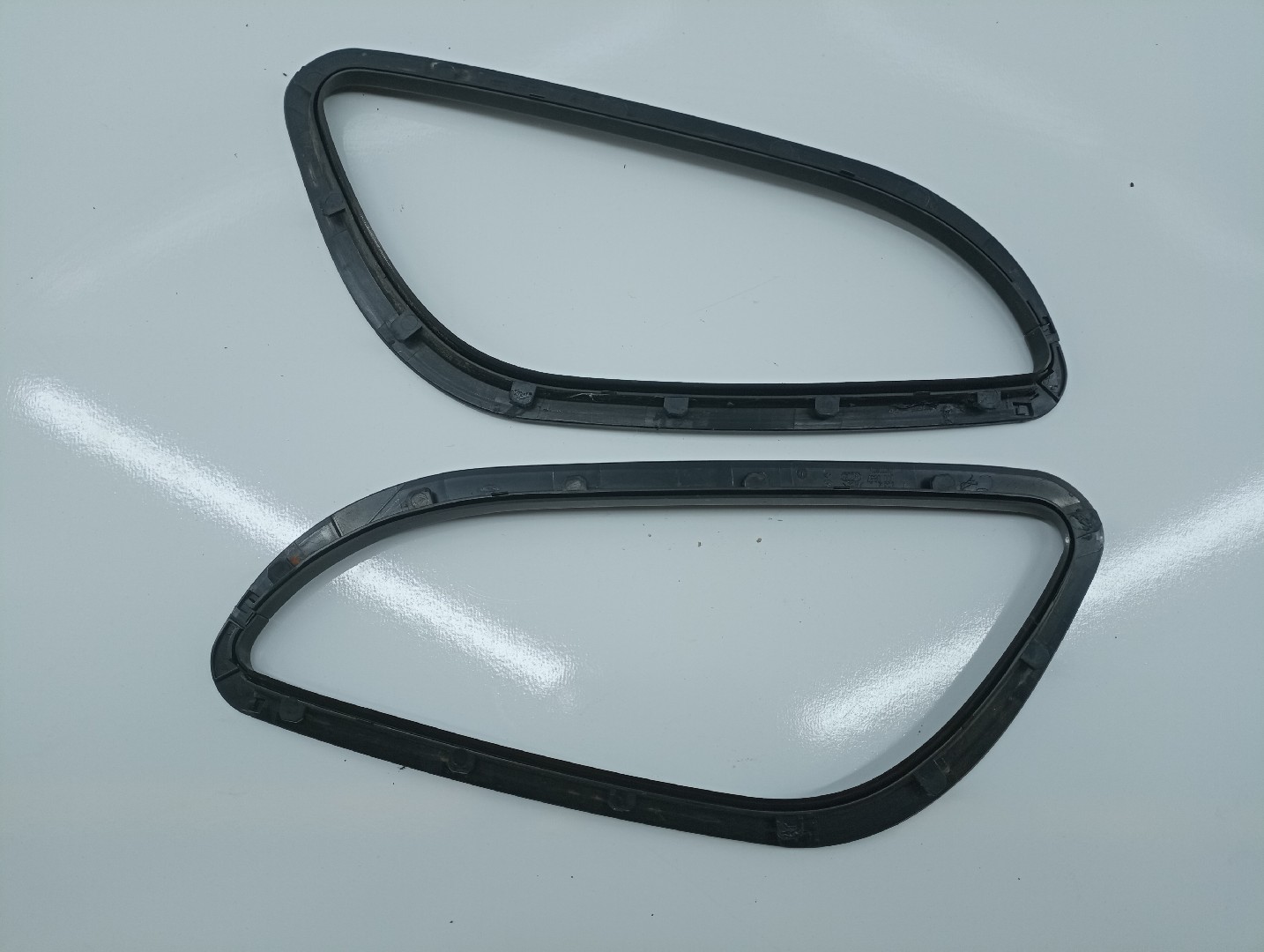 Moldura exterior traseira direita e esquerda SMART CITY-COUPE (450) | 98 - 04 Imagem-2
