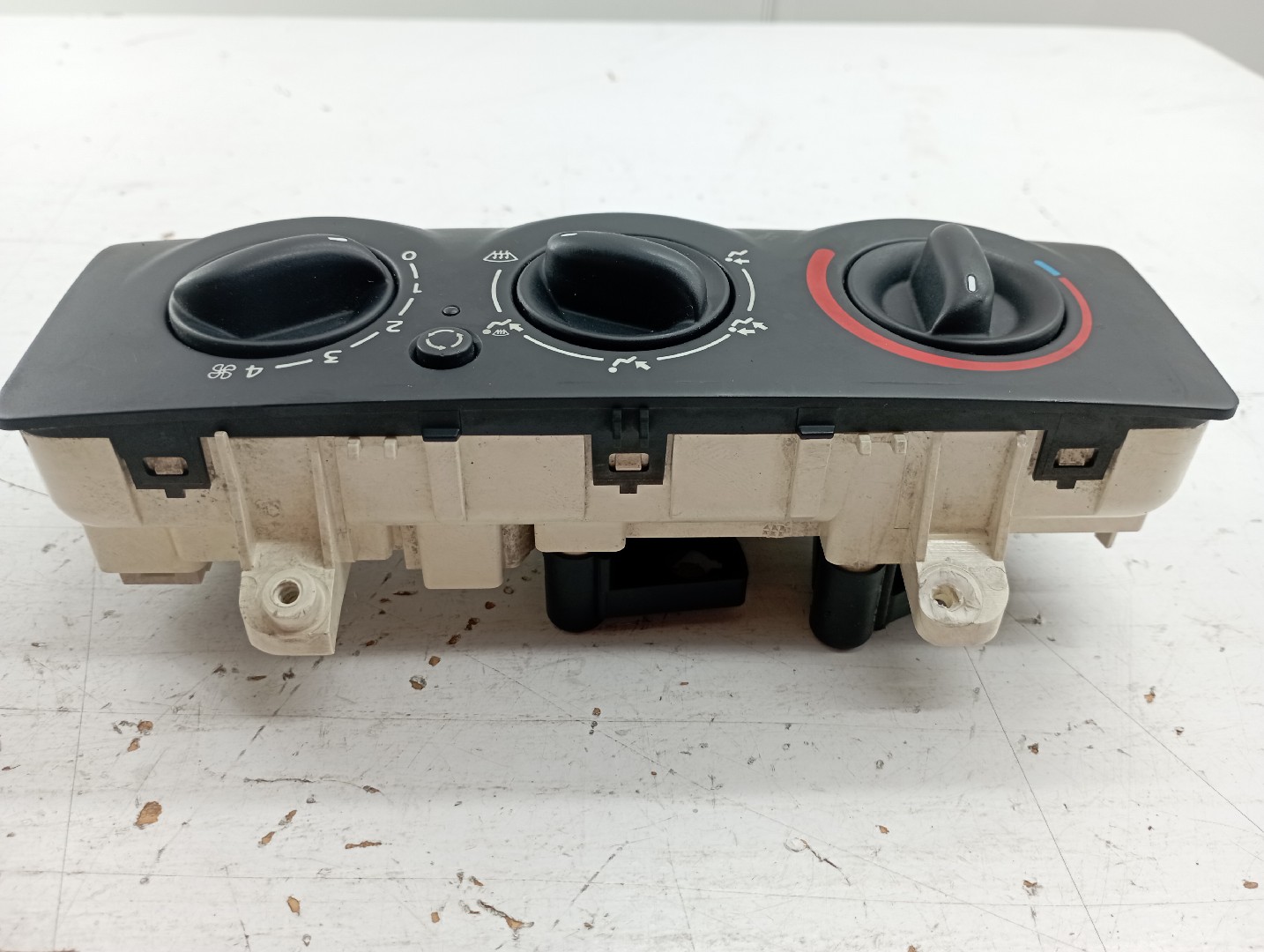 Módulo climatronic RENAULT CLIO II Caixa (SB0/1/2_) | 98 -  Imagem-7
