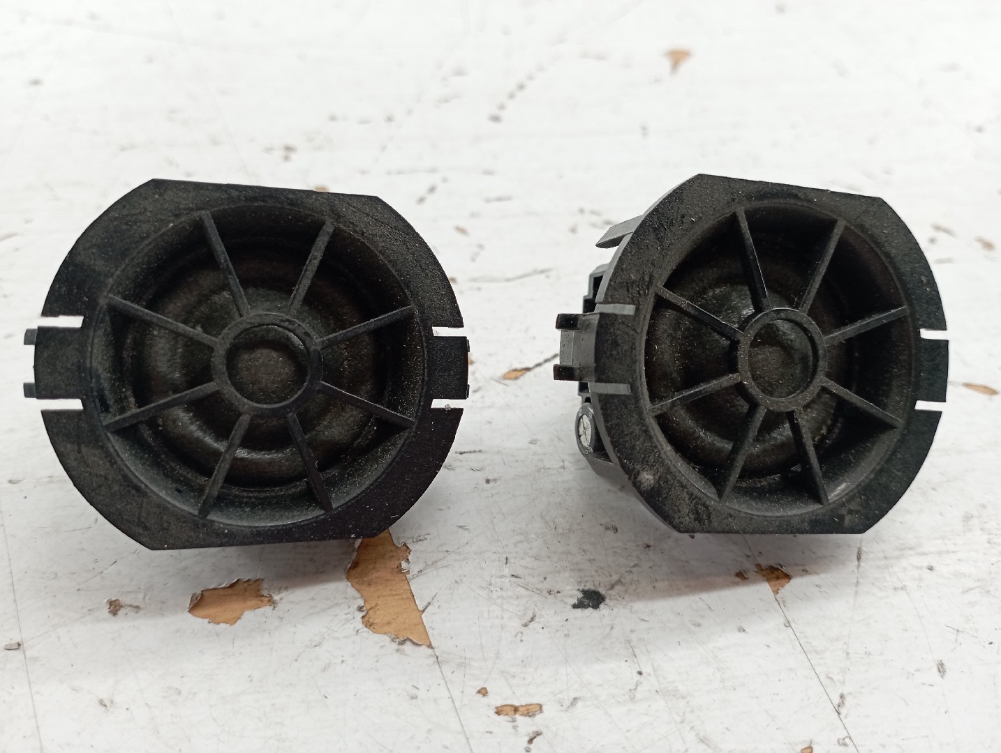 Tweeter da Porta RENAULT CLIO II Caixa (SB0/1/2_) | 98 -  Imagem-0