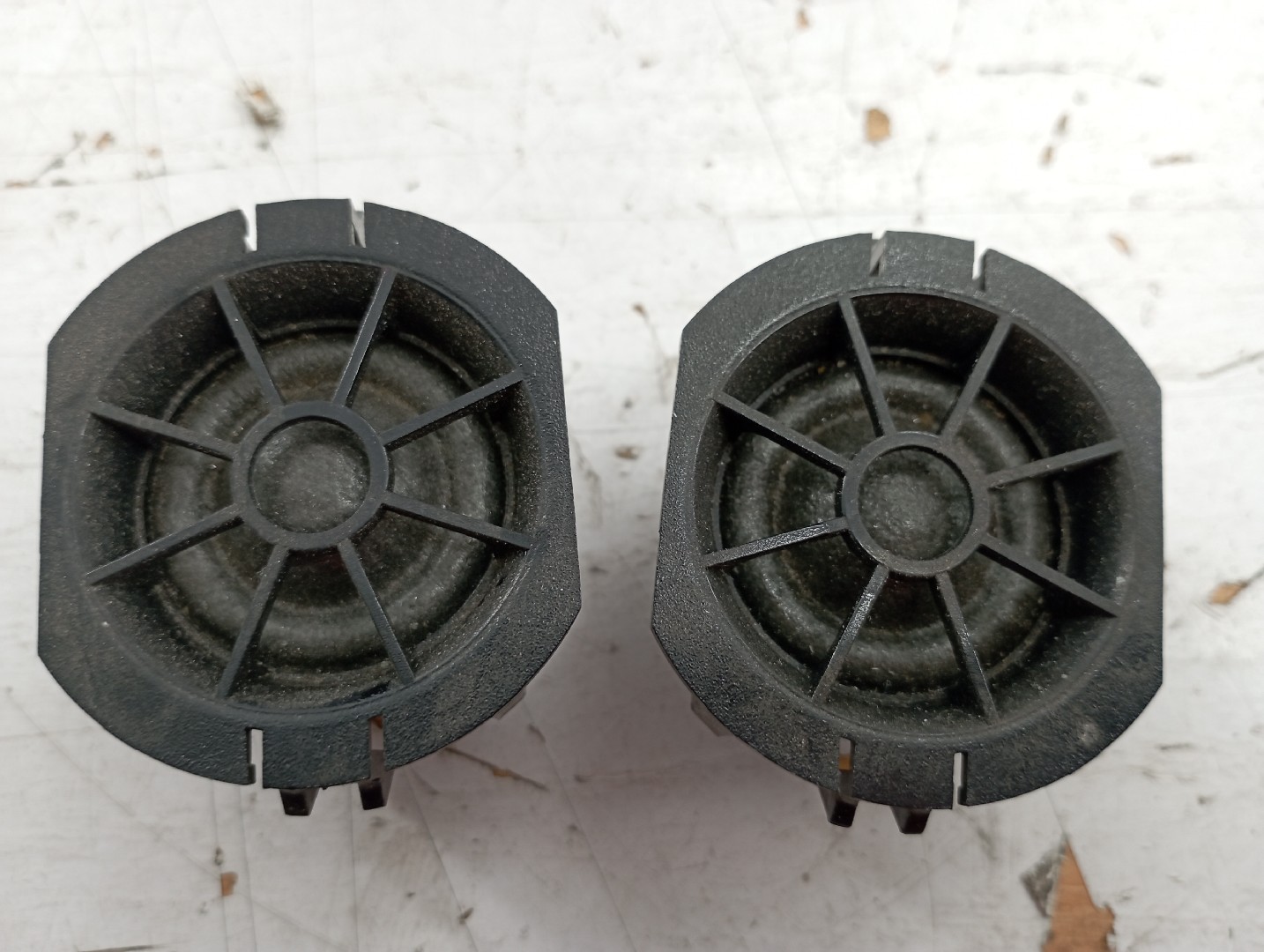 Tweeter da Porta RENAULT CLIO II Caixa (SB0/1/2_) | 98 -  Imagem-3