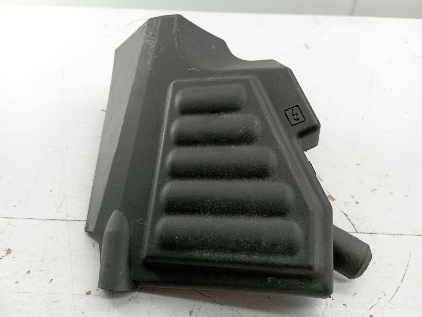 Tampa de caixa de fusiveis RENAULT CLIO II Caixa (SB0/1/2_) | 98 -  Imagem-3