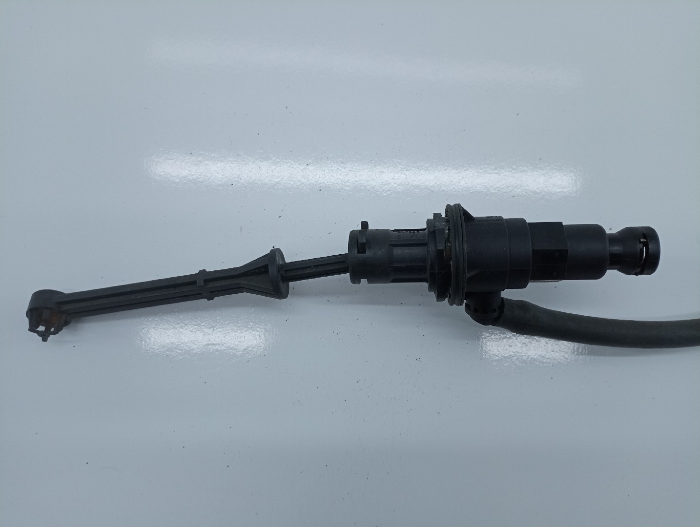 Cilindro mestre de embraiagem RENAULT LAGUNA II (BG0/1_) | 01 - 07 Imagem-1