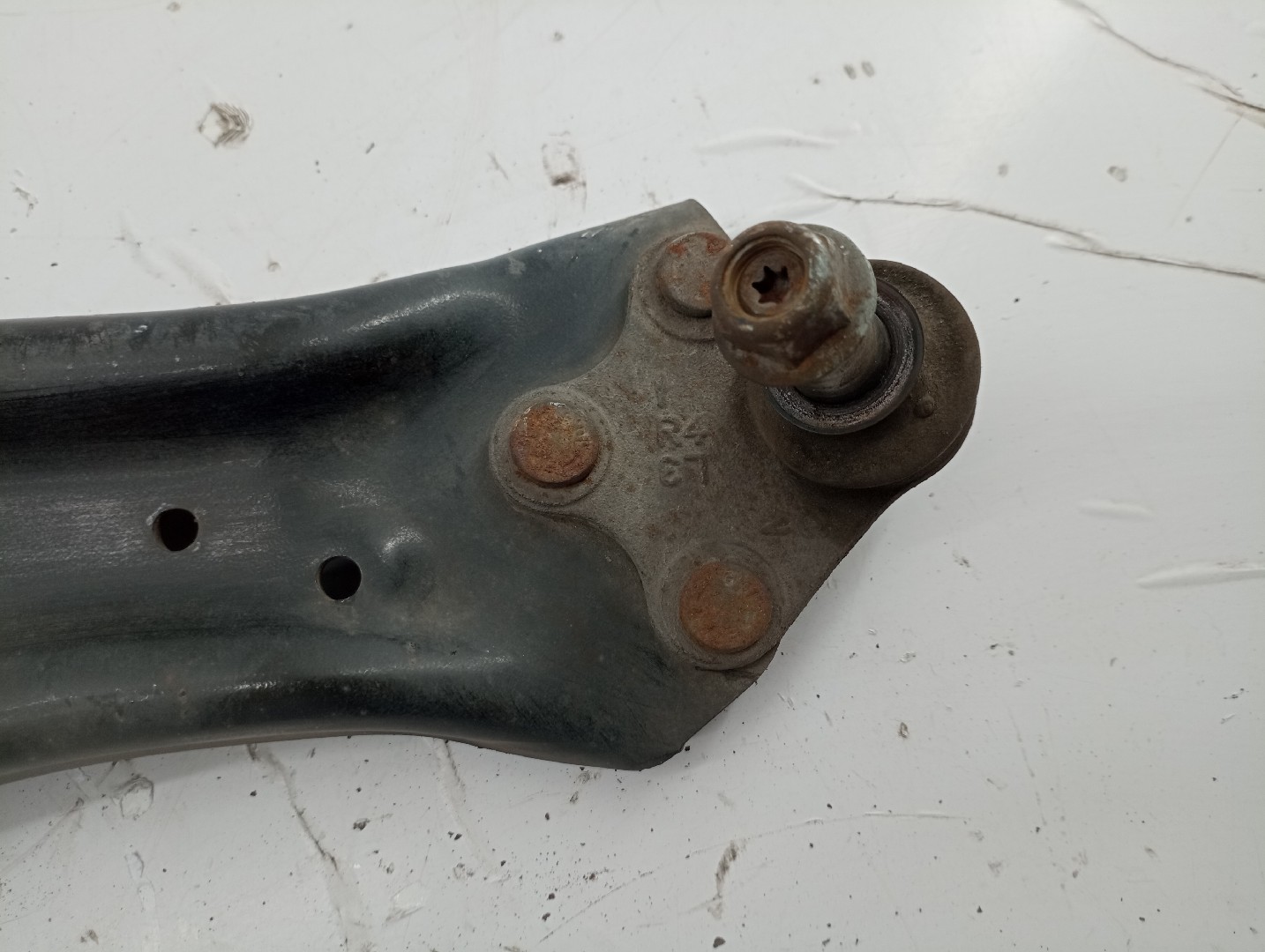 Braço de suspensão frente direito VOLKSWAGEN POLO (6R1, 6C1) | 09 -  Imagem-1