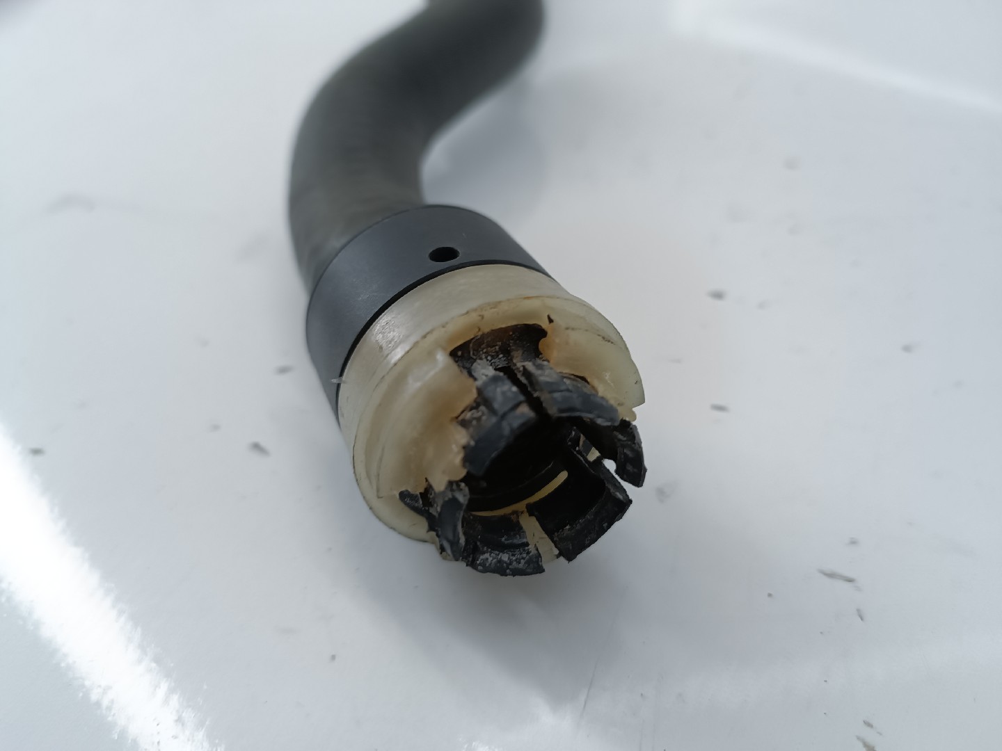 Tubo de Água OPEL ASTRA H GTC (A04) | 05 - 10 Imagem-2