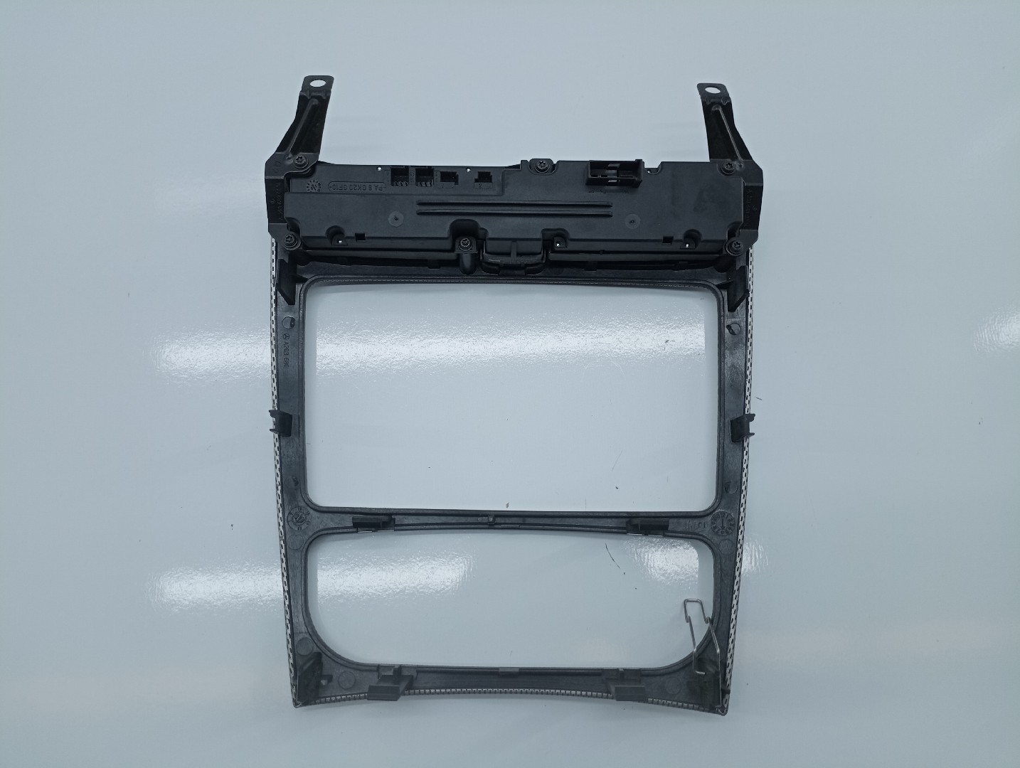 Moldura de consola central MERCEDES-BENZ C-CLASS Coupe Sport (CL203) | 01 - 11 Imagem-6