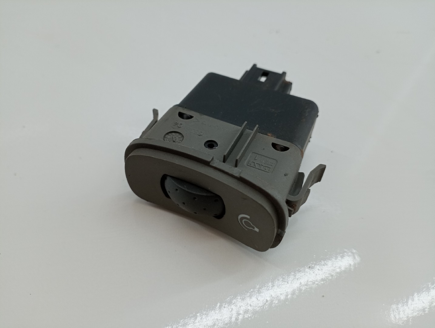 Interruptor de Luzes RENAULT LAGUNA II Grandtour (KG0/1_) | 01 - 07