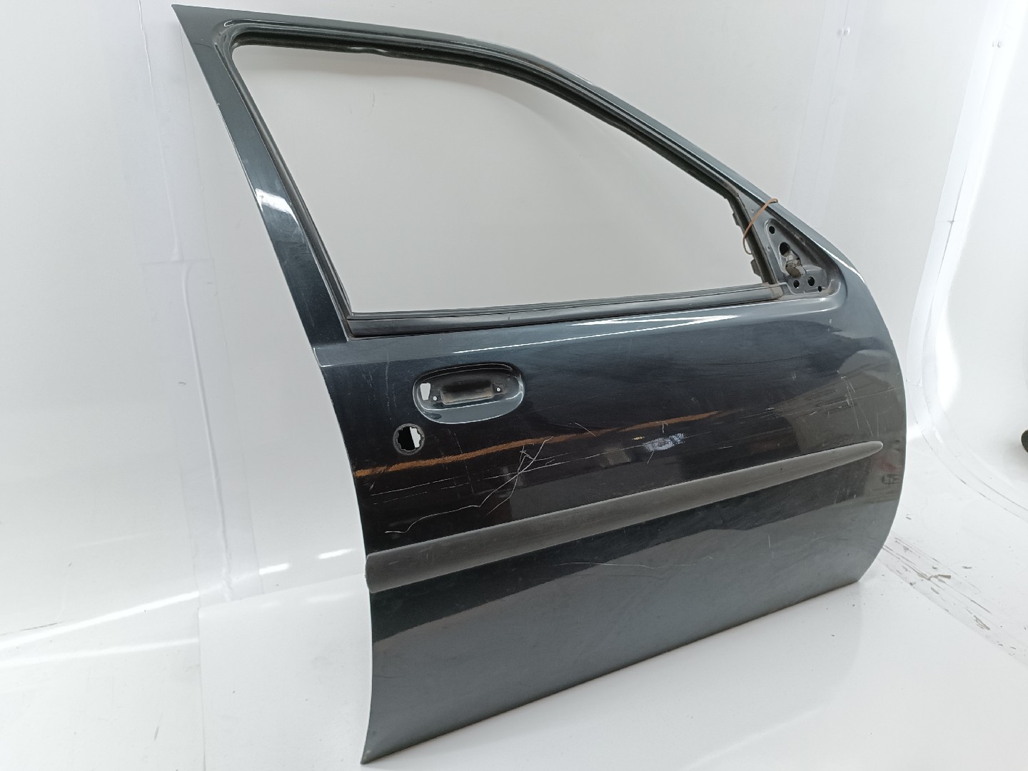 Porta Frente Direita FORD FIESTA IV (JA_, JB_) | 95 - 02 Imagem-1