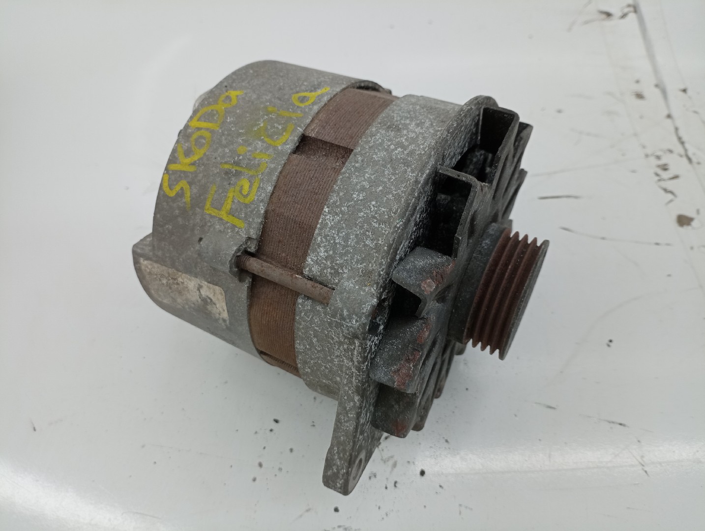 Alternador SKODA FELICIA I Combi (6U5) | 95 - 98 Imagem-4