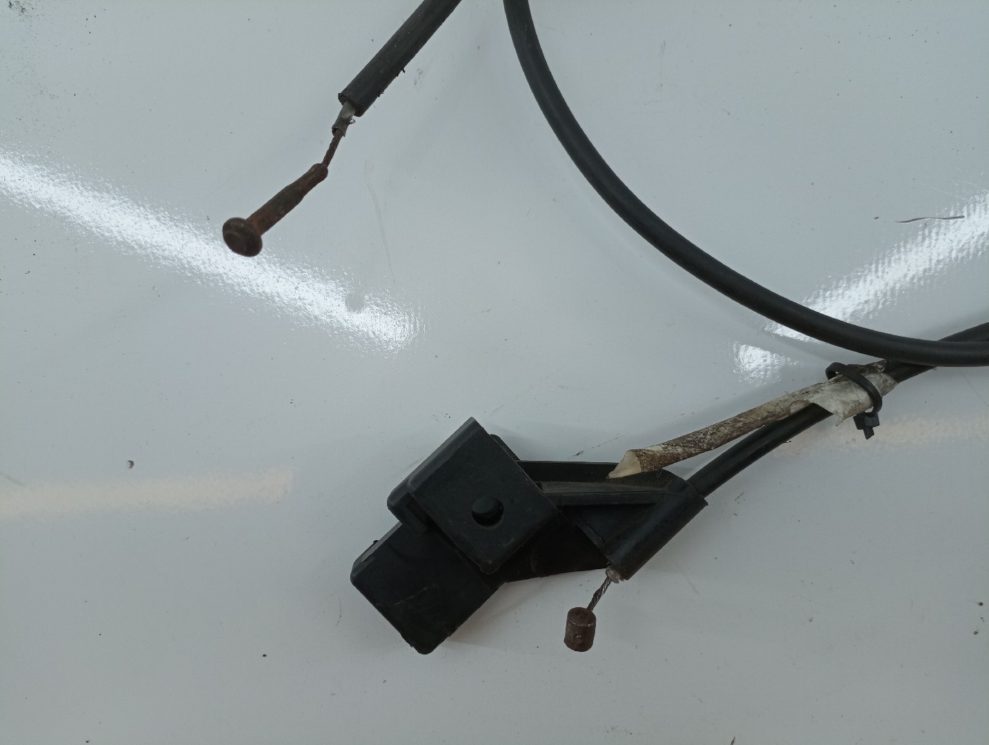Puxador do Capot OPEL CORSA B (S93) | 93 - 02 Imagem-2