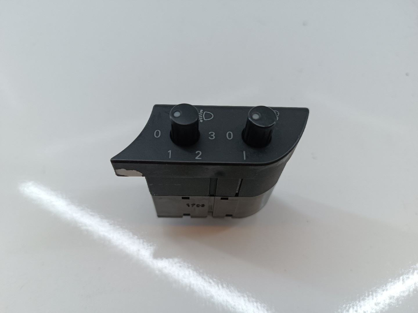 Regulador de luzes AUDI A4 Avant (8ED, B7) | 04 - 08